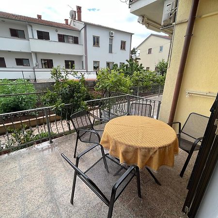 Holiday Apartments Sonne Rovinj Buitenkant foto