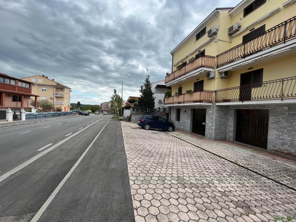 Holiday Apartments Sonne Rovinj Buitenkant foto