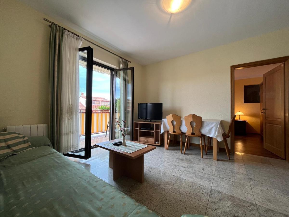 Holiday Apartments Sonne Rovinj Buitenkant foto