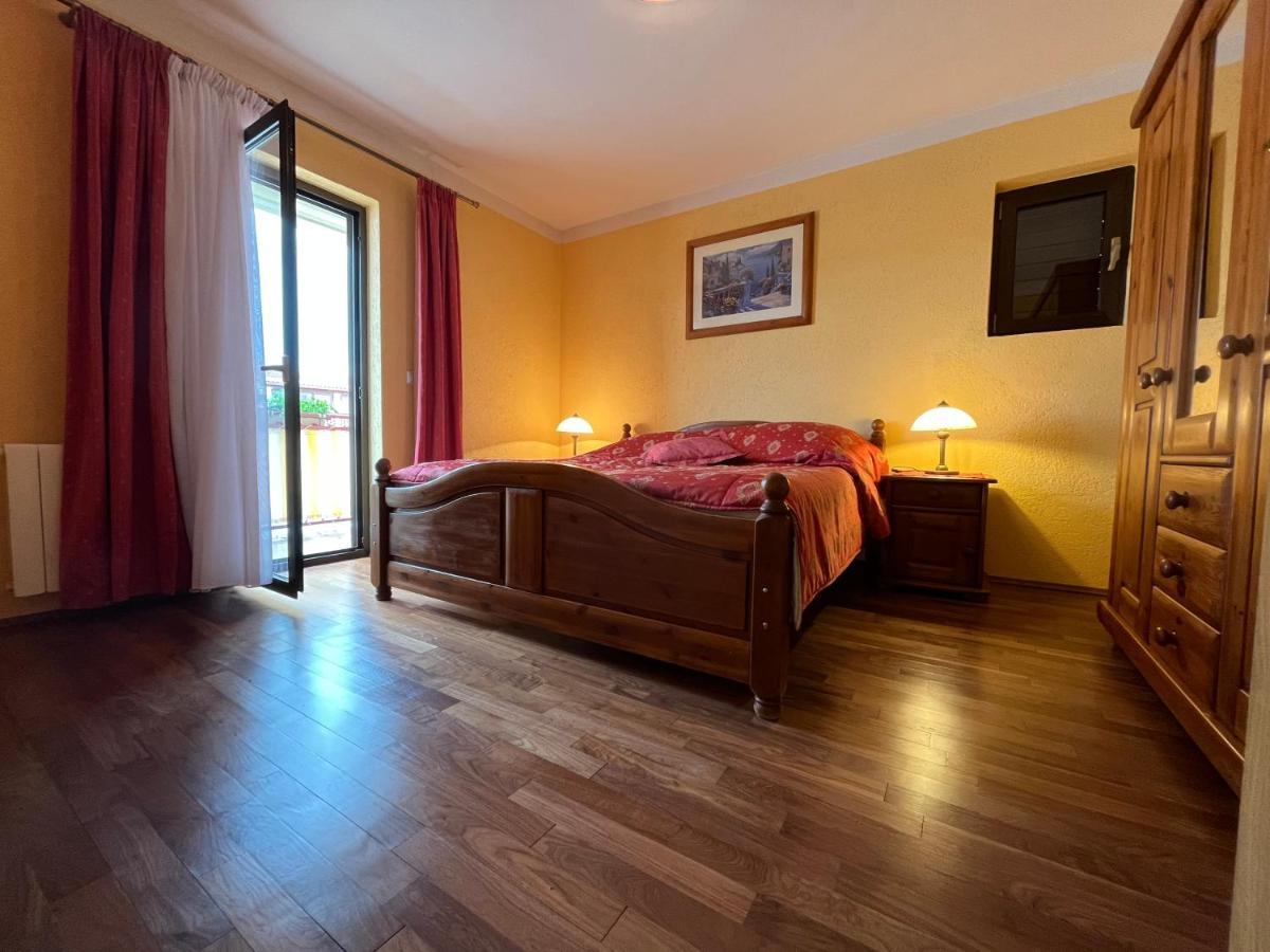 Holiday Apartments Sonne Rovinj Buitenkant foto